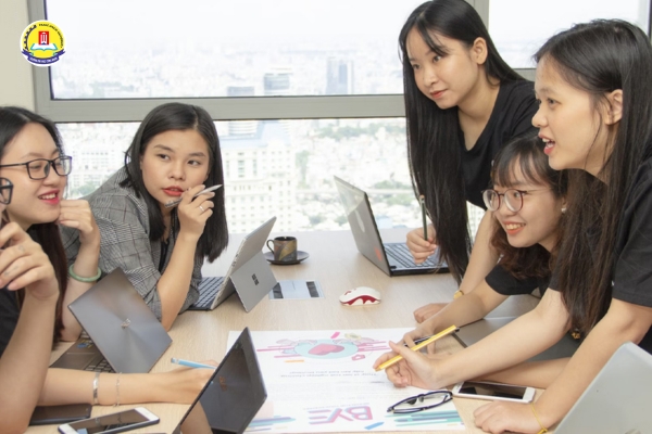 cac-truong-co-nganh-quan-tri-nhan-1