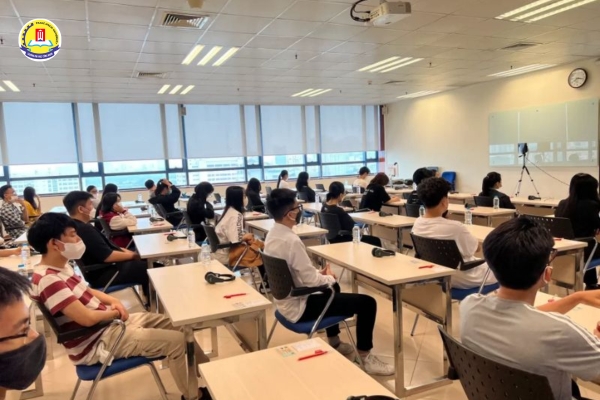 cac-truong-co-nganh-quan-tri-nhan-2