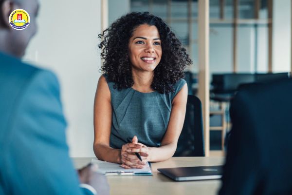 thị-truong-quan-tri-nhan-luc