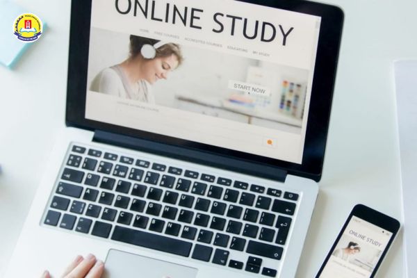 review-hoc-dai-hoc-tu-xa-4